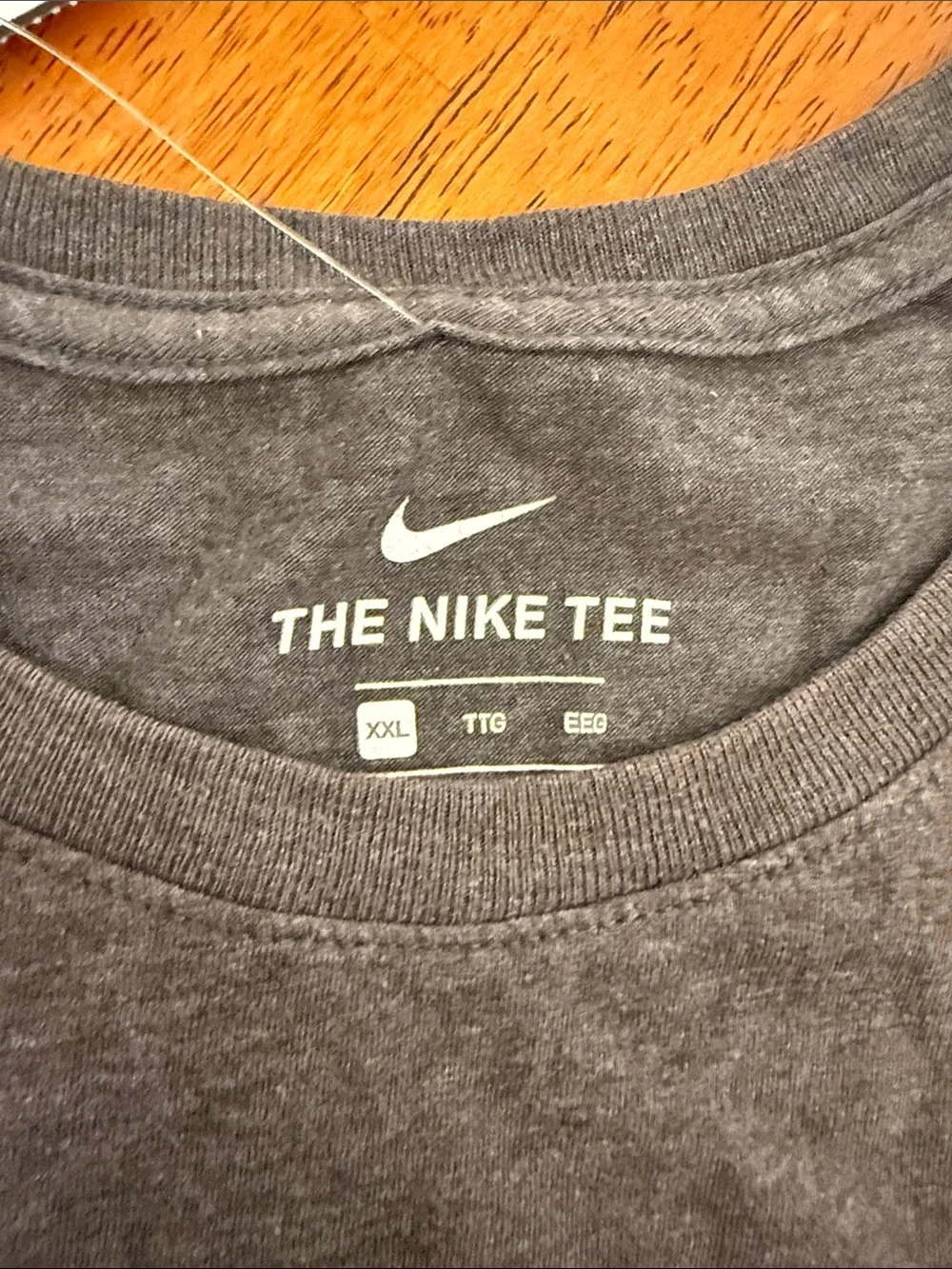 Nike wear staple sleeve